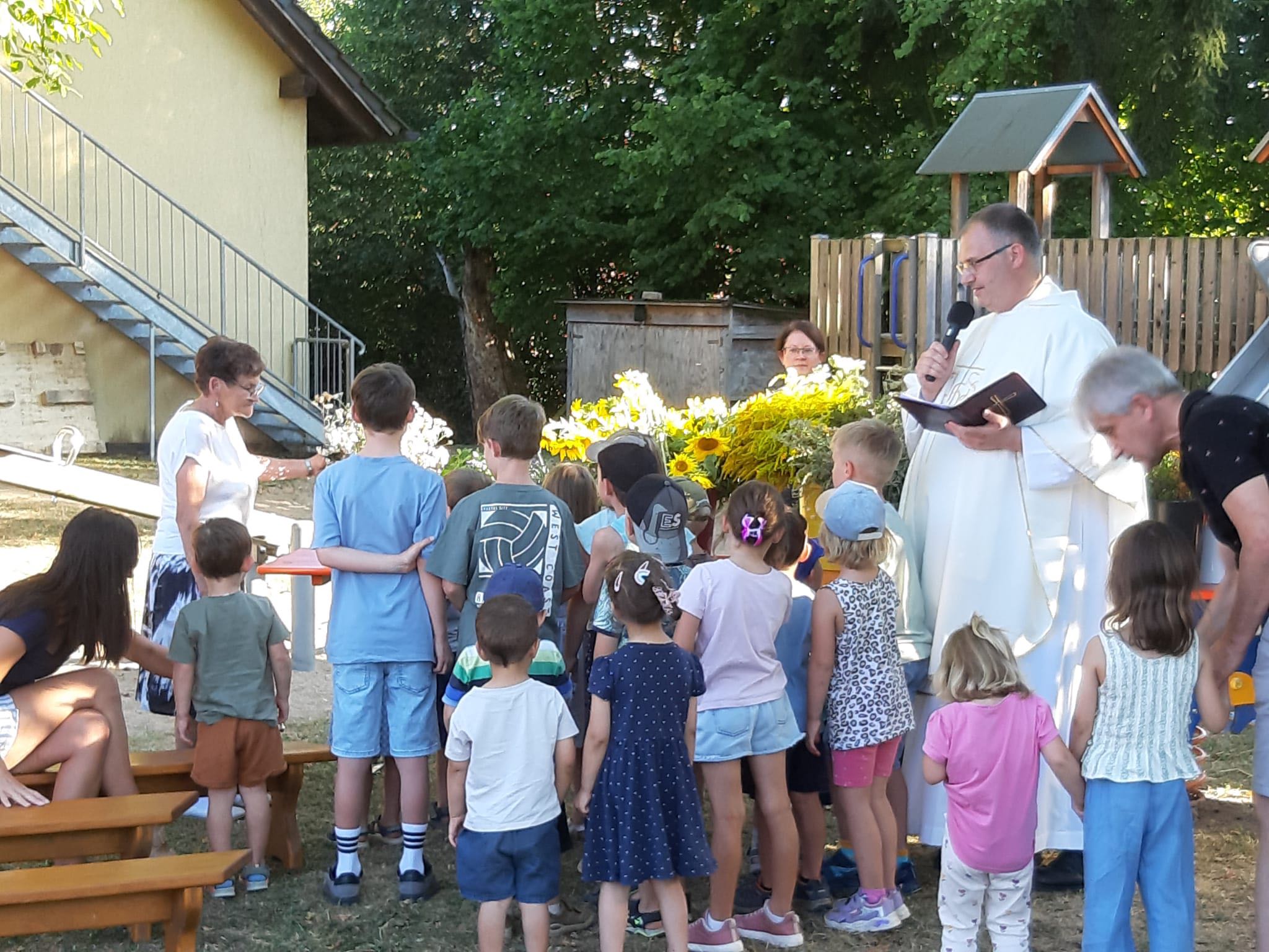 Familiengottesdienst in Arnstein, Mariä Himmelfahrt